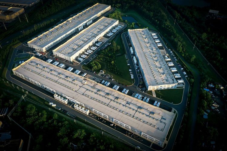 大型科技公司请求放宽《清洁水法》许可，（前任总统）欲予以批准