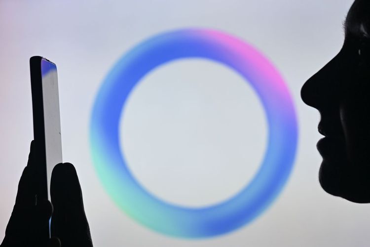 WhatsApp中的AI按钮是什么，如何去除？